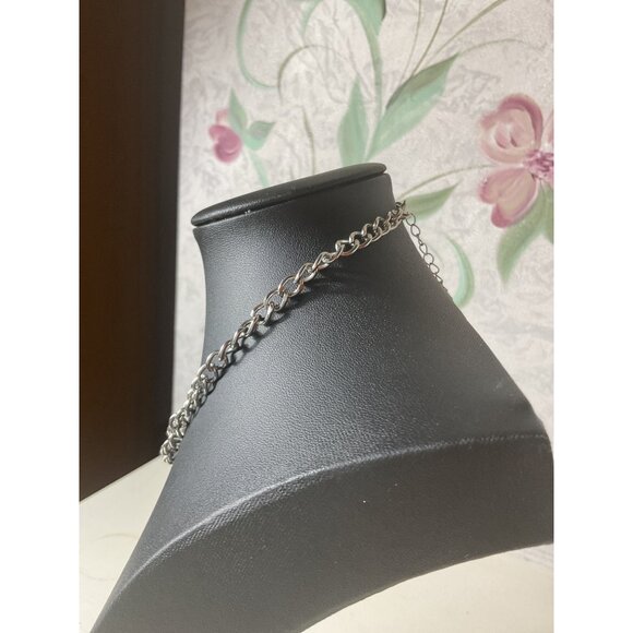 Silver-Tone Chain Necklace Lobster Clasp Adjustable Length 14 Inches - Picture 3 of 4